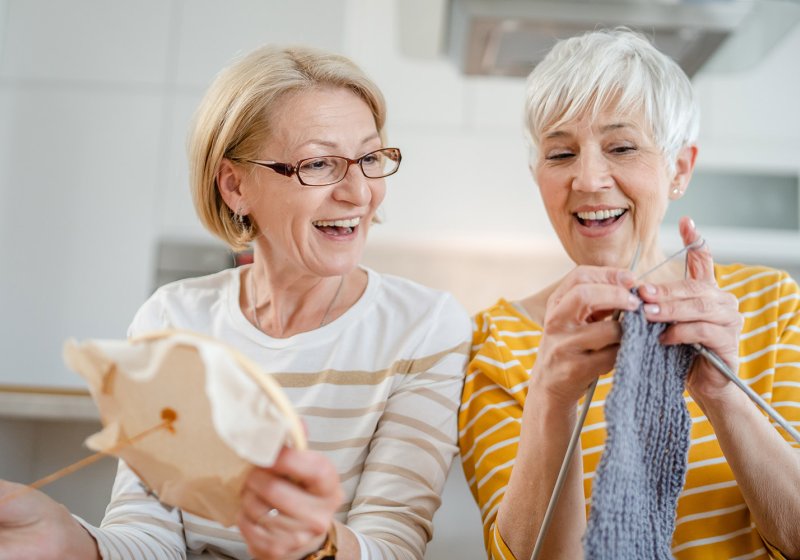 Handarbeitskreis "Ran an die Nadeln"